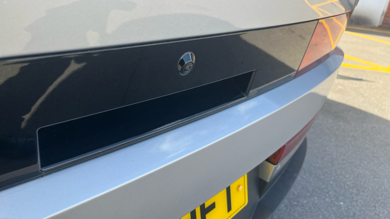 Hyundai SANTA FE 1.6 TGDi Plug-in Hybrid Ultimate 5dr 4WD Auto Estate